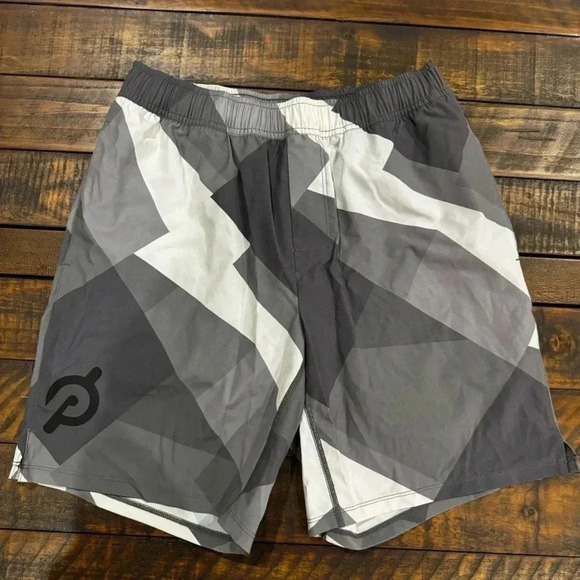 Peloton Other - Men’s Peloton shorts medium